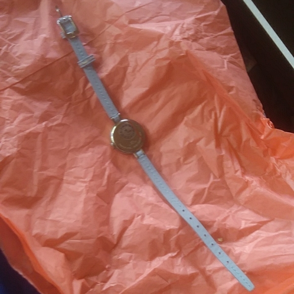 Coach light blue band and face just back for watch doctor euc looks like new - Picture 4 of 4